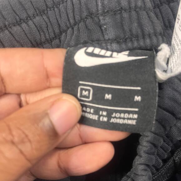 Nike Youth Medium Black Joggers Sweatpants Athletic Logo Classic Boy - Picture 2 of 5